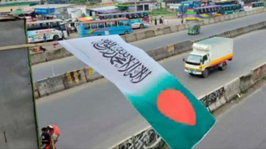 জাতীয় পতাকায় কালেমা যুক্ত করে বিক্রি, গ্রেপ্তার ২ - Chief TV