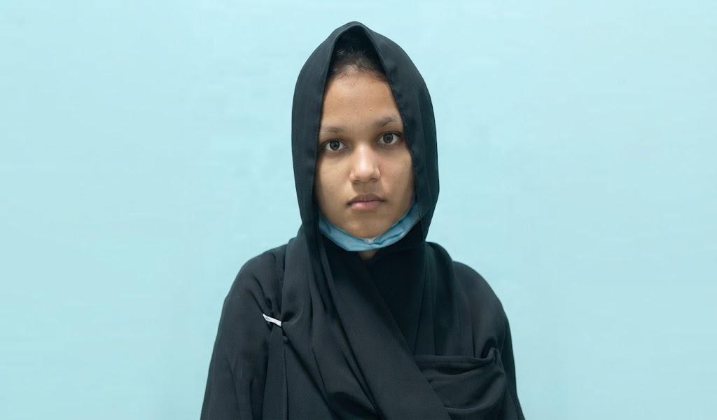 চাটখিলে ৬৯০ ইয়াবা ও গাঁজাসহ নারী গ্রেপ্তার, স্বামী পলাতক - Chief TV