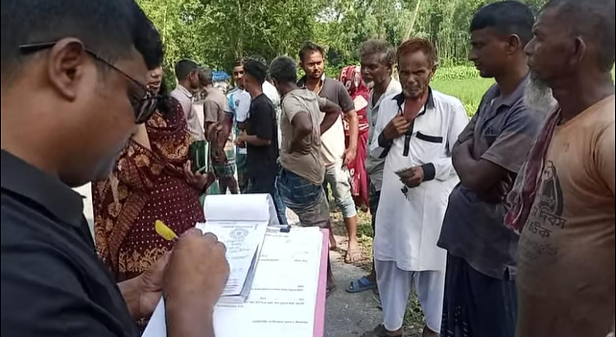সরকারি গাছ কাটায় পাঁচবিবিতে তিনজনের কারাদণ্ড - Chief TV
