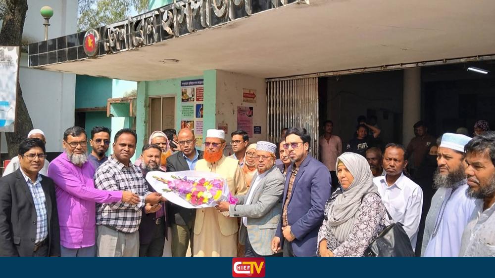 গাইবান্ধা সদর হাসপাতাল পরিদর্শন করলেন এমপি আব্দুল করিম - Chief TV
