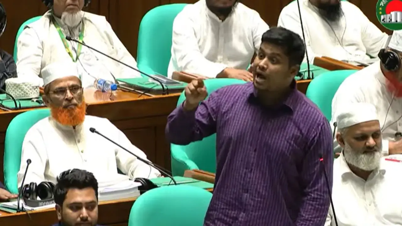 বসুন্ধরা গ্রুপের খুঁটির জোর কোথায়, সংসদে হাসনাত আবদুল্লাহ - Chief TV
