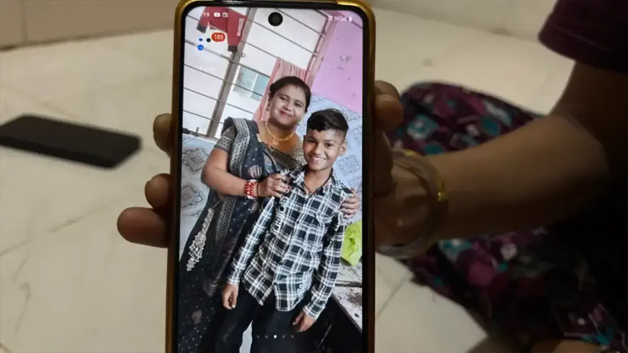 আহমেদাবাদ বিমান দুর্ঘটনা: ক্ষতিপূরণের আশায় স্বজনদের দীর্ঘশ্বাস - Chief TV