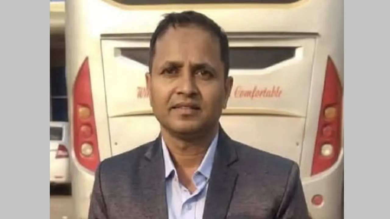নোয়াখালীতে গাড়ির ধাক্কায় প্রাণ গেল স্কুলশিক্ষকের - Chief TV