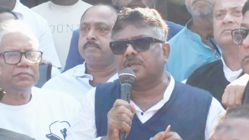 শেখ হাসিনার নির্দেশে হাদিকে হত্যার চেষ্টা করা হয়েছে - Chief TV