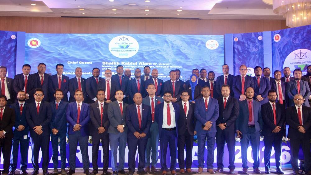 নিরাপদ ও আধুনিক নৌ খাত গড়ার অঙ্গীকারে বিশ্ব নৌ দিবস উদযাপন