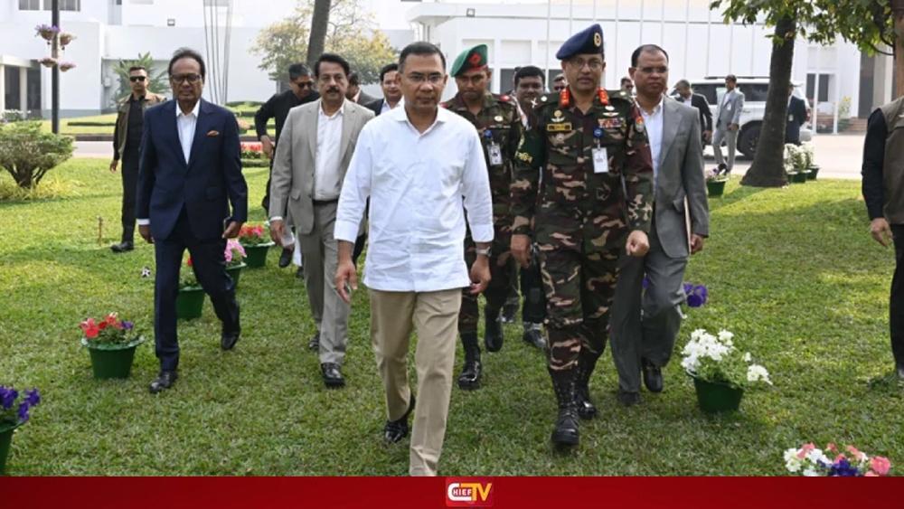 পুরনো কর্মচারীদের কাছে ডেকে কথা বললেন তারেক রহমান - Chief TV